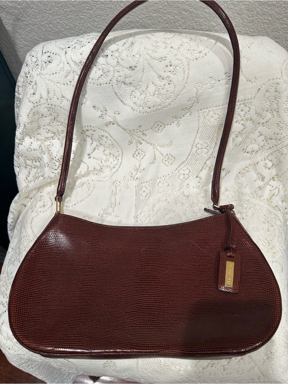 Etienne Aigner vintage brown embossed genuine leather Shoulder Bag mob wife